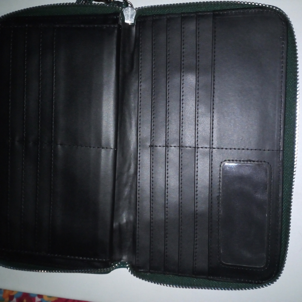 Wallet - Picture 2 of 6